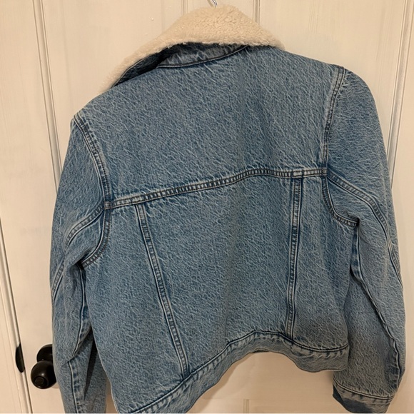 Abercrombie & Fitch Women's Blue Denim Sherpa Jacket - Picture 4 of 4